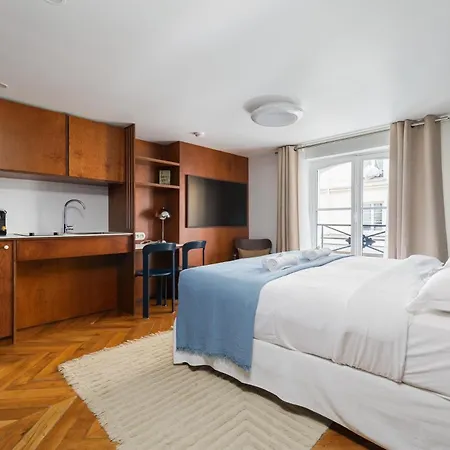 La Belle - Marais * Paris